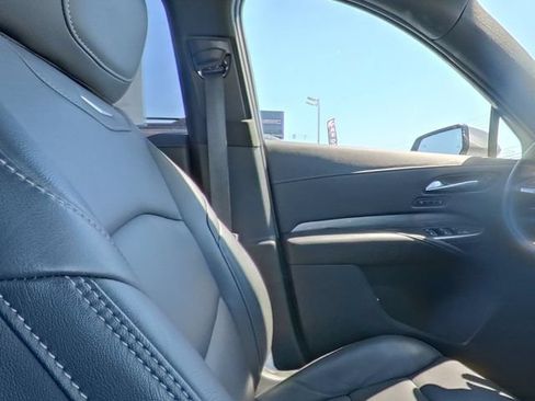 Used 2025 Cadillac XT4 Premium Luxury AWD/4WD image 31