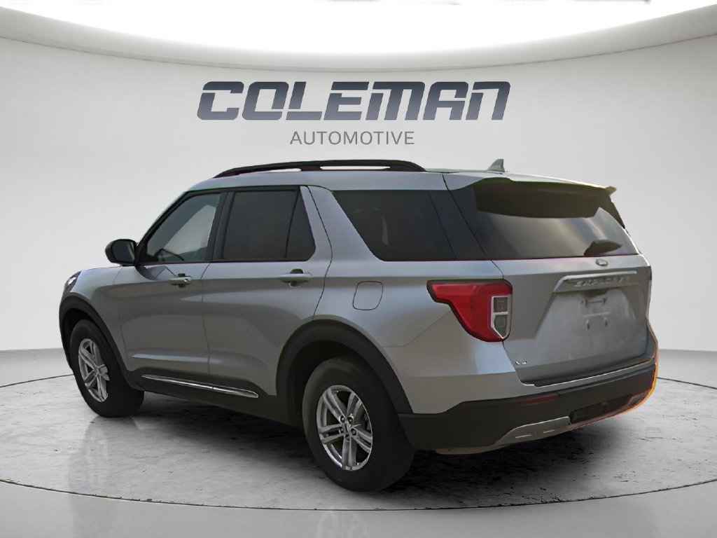 Used 2020 Ford Explorer XLT w/ Equipment Group 202A AWD/4WD image 22