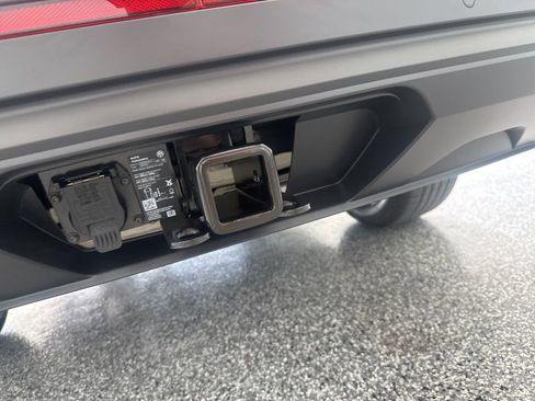 New 2026 Volkswagen Atlas SE image 9