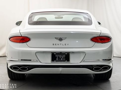 Used 2024 Bentley Continental GT image 4
