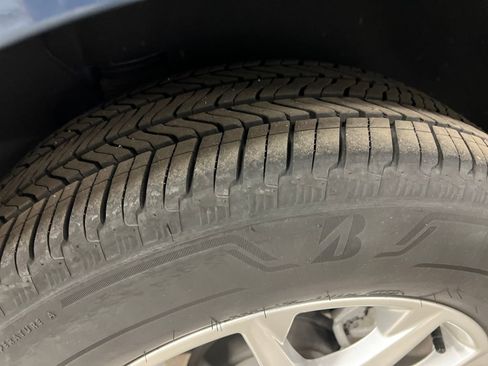 Certified 2024 Chevrolet Equinox LT image 11