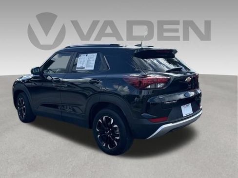 Used 2023 Chevrolet TrailBlazer LT FWD image 19