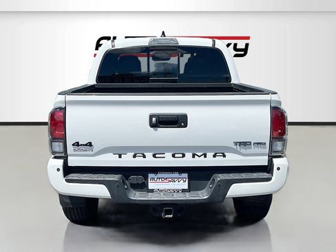 Used 2021 Toyota Tacoma TRD Pro AWD/4WD image 6