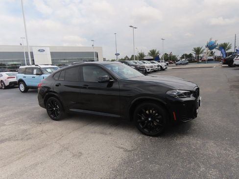 Used 2024 BMW X4 xDrive30i w/ Premium Package AWD/4WD image 7