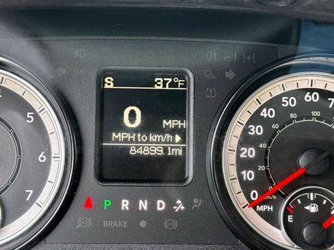 Used 2018 RAM 1500 Express w/ Express Value Package image 22