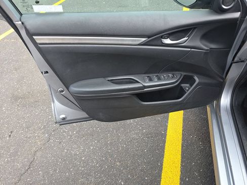 Used 2020 Honda Civic Sport image 7