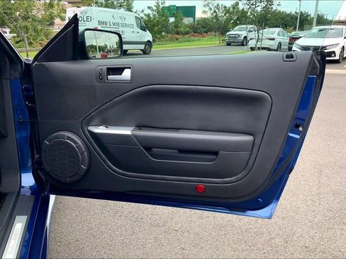 Used 2006 Ford Mustang GT image 21