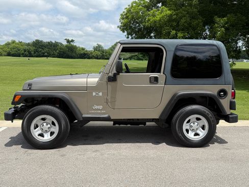 Used 2003 Jeep Wrangler X AWD/4WD image 12