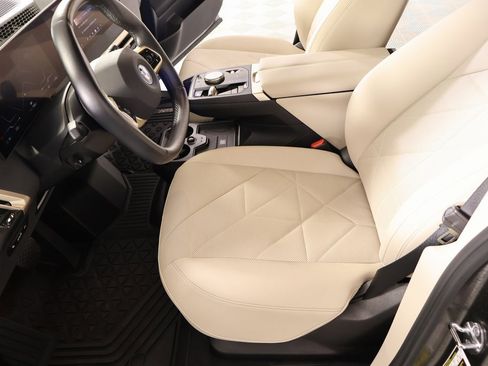 Used 2024 BMW iX xDrive50 w/ Sport Package image 12