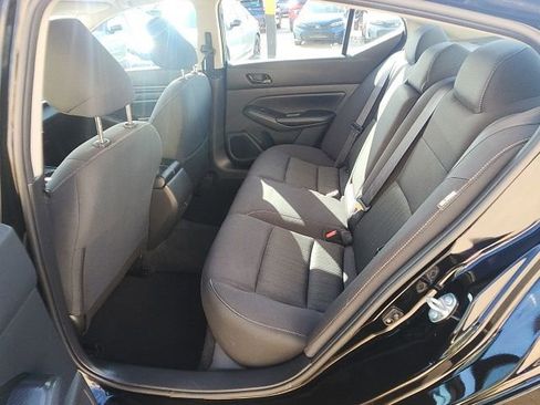 Used 2025 Nissan Altima 2.5 SV image 15