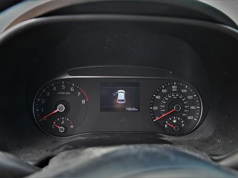 Used 2022 Kia Soul LX w/ Technology Package FWD image 10