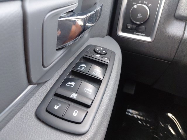 Used 2018 RAM 1500 Big Horn AWD/4WD image 18
