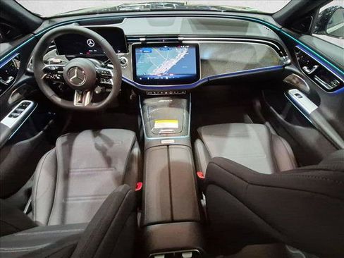 New 2027 Mercedes-Benz E 53 AMG e 4MATIC Sedan image 13