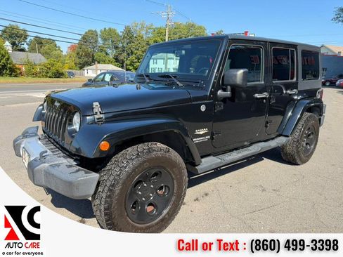 Used 2013 Jeep Wrangler Unlimited Sahara w/ Connectivity Group image 3