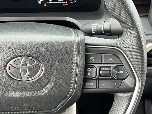 Used 2024 Toyota Tacoma TRD Off-Road AWD/4WD image 14