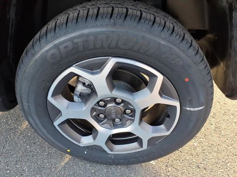 Used 2022 Jeep Compass Trailhawk w/ Trailhawk Convenience Group image 29