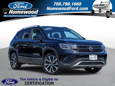 Used 2023 Volkswagen Taos SE AWD/4WD image 1