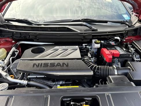 Used 2023 Nissan Rogue SL w/ SL Premium Package image 24