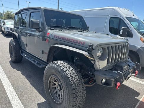 Used 2019 Jeep Wrangler Unlimited Rubicon w/ Safety Group AWD/4WD image 3