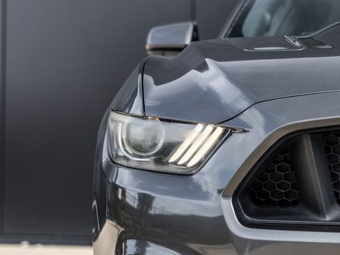Used 2016 Ford Mustang GT RWD image 16