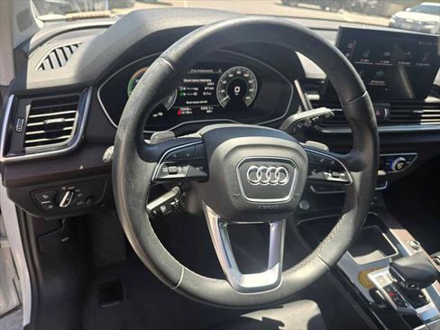 Used 2023 Audi Q5 e Premium Plus w/ Premium Plus Package AWD/4WD image 26