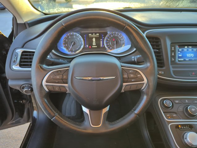 Used 2015 Chrysler 200 Limited w/ Convenience Group FWD image 11