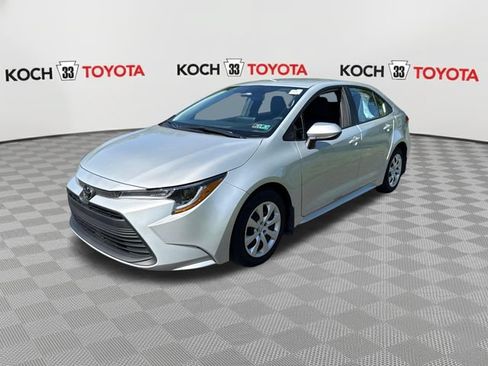Certified 2024 Toyota Corolla LE FWD image 3