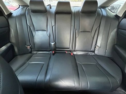 Used 2024 Honda Accord EX-L image 13
