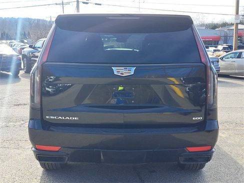 Used 2023 Cadillac Escalade Sport image 4