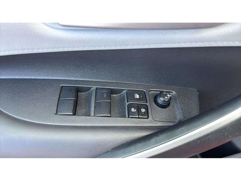 Used 2020 Toyota Corolla SE w/ Body Protection Package image 19