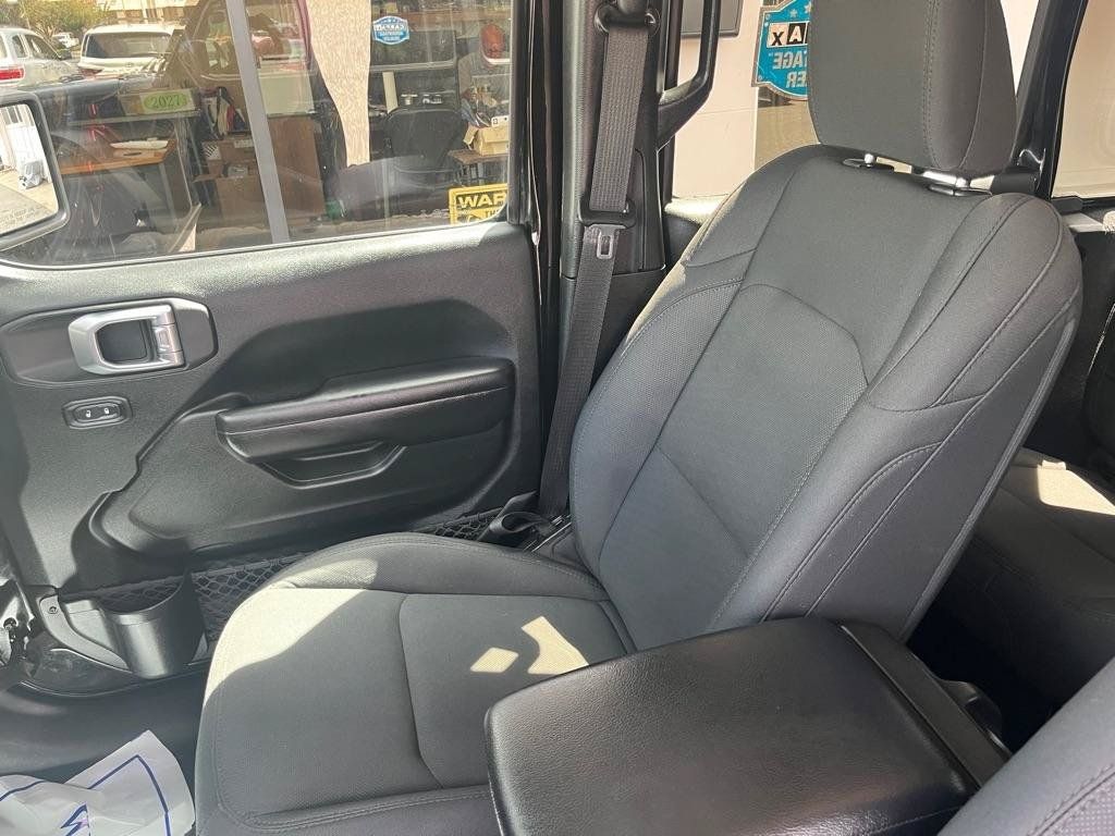 Used 2020 Jeep Wrangler Unlimited Sport AWD/4WD image 12