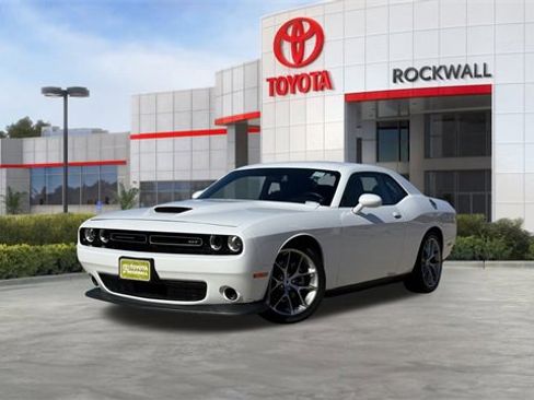 Used 2023 Dodge Challenger GT image 1