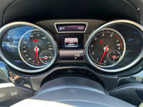 Used 2019 Mercedes-Benz GLS 550 4MATIC image 26
