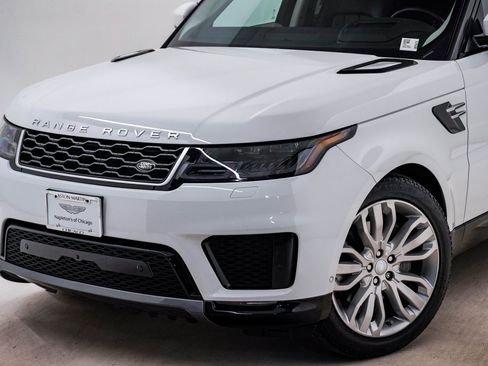 Used 2019 Land Rover Range Rover Sport HSE image 4