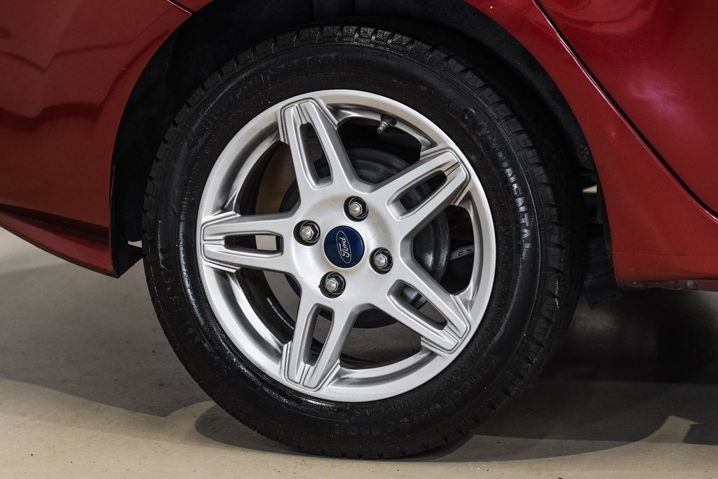 Used 2017 Ford Fiesta SE FWD image 55