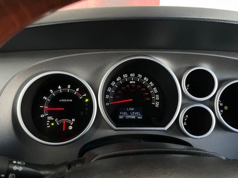 Used 2017 Toyota Sequoia Platinum image 48