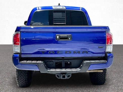 Used 2022 Toyota Tacoma TRD Off-Road w/ TRD Premium Off Road Package AWD/4WD image 6