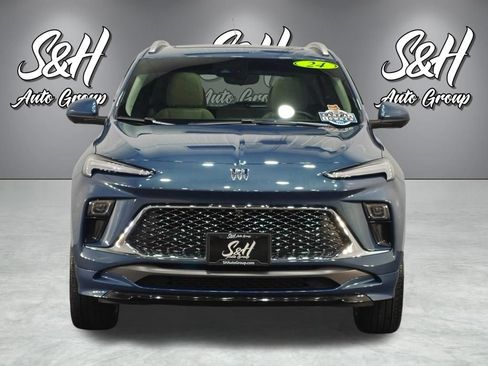 Used 2024 Buick Encore GX Avenir w/ Avenir Technology Package AWD/4WD image 16