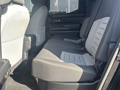 Used 2024 Toyota Tacoma TRD Sport image 12