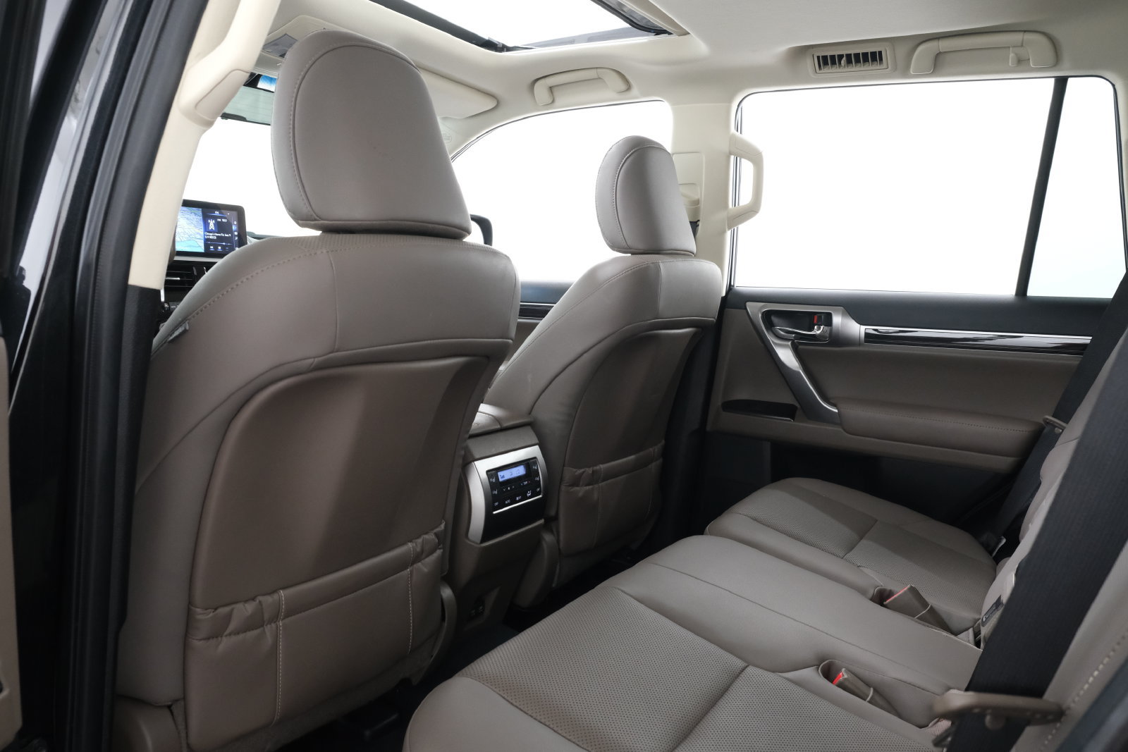 Used 2023 Lexus GX 460 Premium w/ Premium Package AWD/4WD image 34