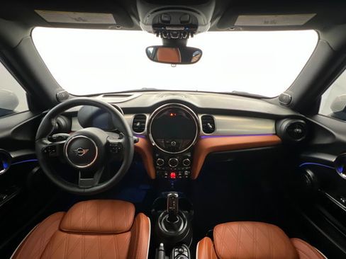 Used 2024 MINI Cooper S image 9