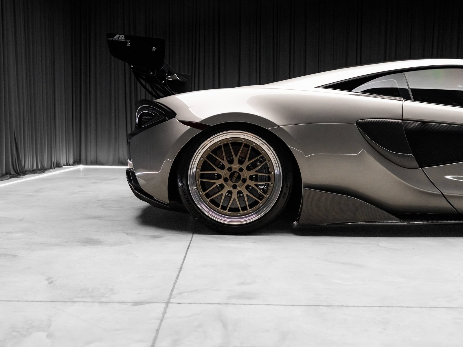 Used 2017 McLaren 570S Coupe RWD image 31