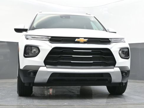 Used 2023 Chevrolet TrailBlazer LT FWD image 35