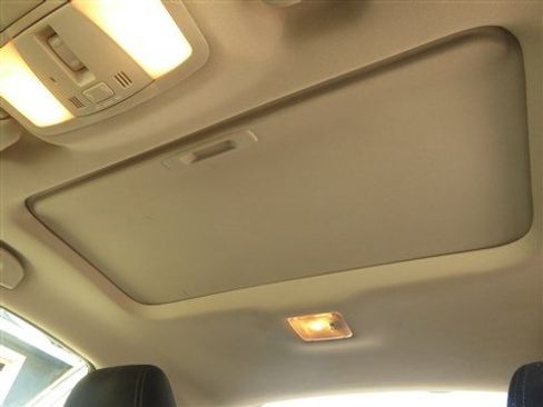 Used 2012 Nissan Altima 3.5 SR image 15