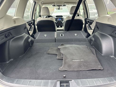 Used 2023 Subaru Forester image 15
