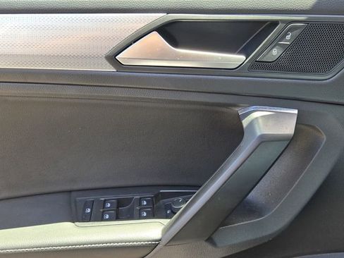 Certified 2023 Volkswagen Tiguan S FWD image 28