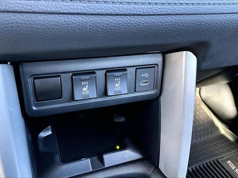 Certified 2024 Toyota Corolla Cross XLE image 30