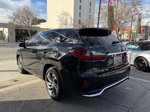 Used 2018 Lexus RX 350L Luxury w/ Accessory Package image 11