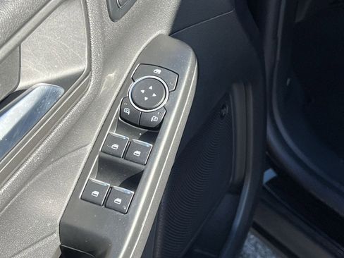 New 2025 Ford Escape Active w/ Active Premium Tech Pack FWD image 16
