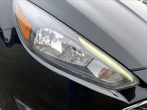 Used 2015 Ford Focus SE w/ Equipment Group 201A image 29